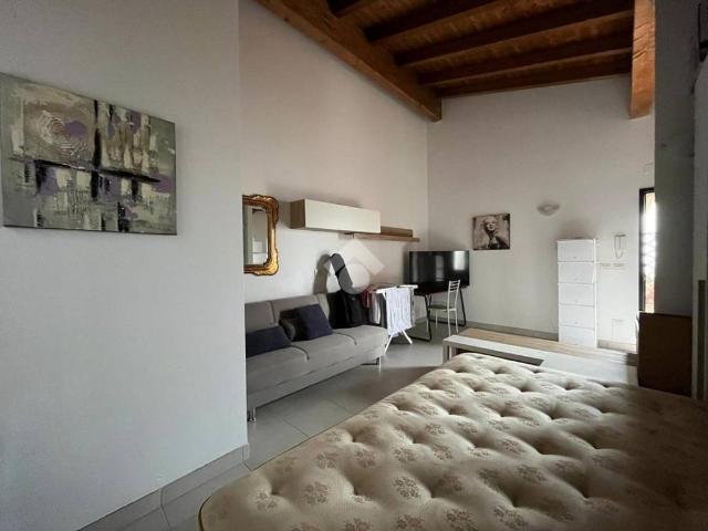 Appartamento in affitto a Marmirolo, Lombardia