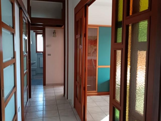 Appartamento in affitto a Marsicovetere, Basilicata