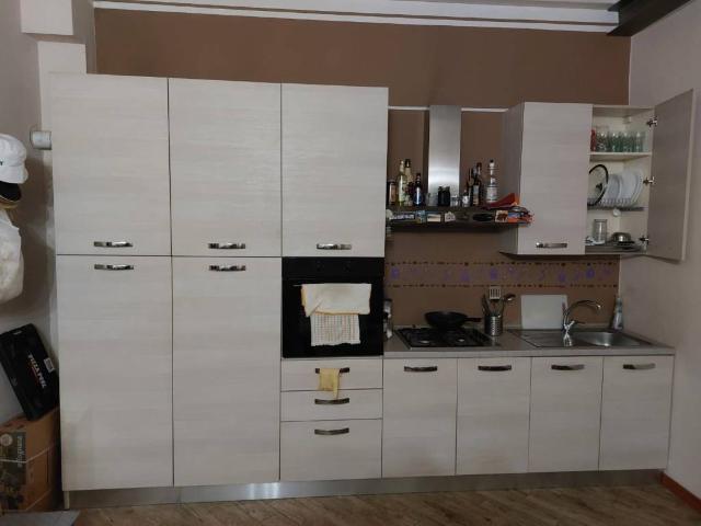 Appartamento in affitto a Maslianico, Como