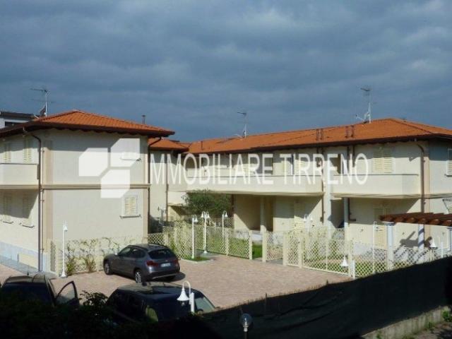 Appartamento in affitto a Marina di Massa, Marina Di Massa