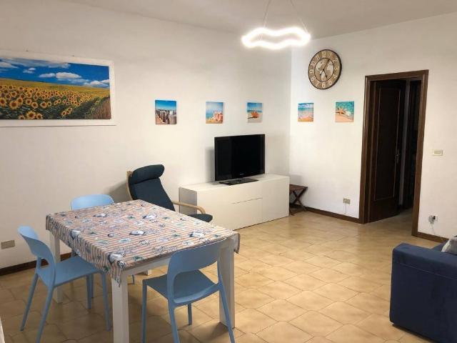 Appartamento in affitto a Ronchi, Marina Di Massa