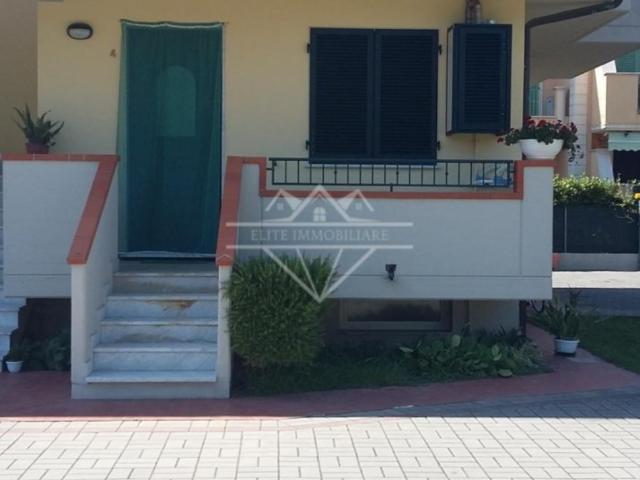 Appartamento in affitto a Marina di Massa, Marina Di Massa