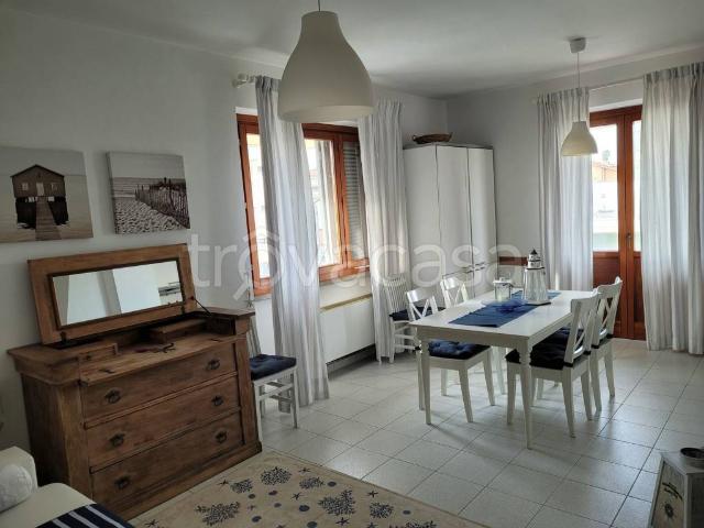 Appartamento in affitto a Marina di Massa, Marina Di Massa