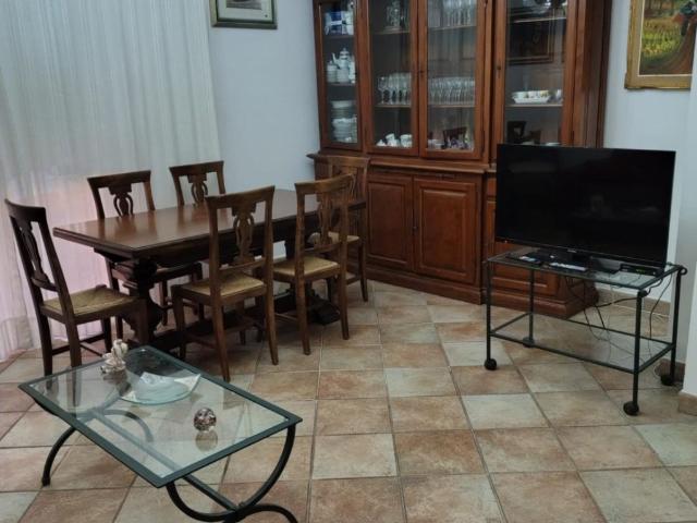 Appartamento in affitto a Marina di Massa, Marina Di Massa