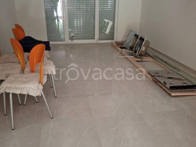 Appartamento in affitto a Serra Venerdì, Matera