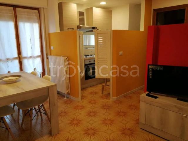 Appartamento in affitto a Agna, Matera