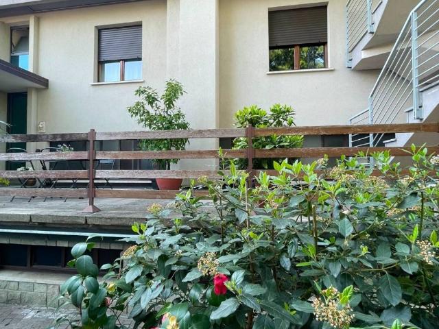 Appartamento in affitto a Meda, Lombardia