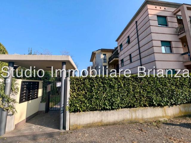 Appartamento in affitto a Meda, Lombardia