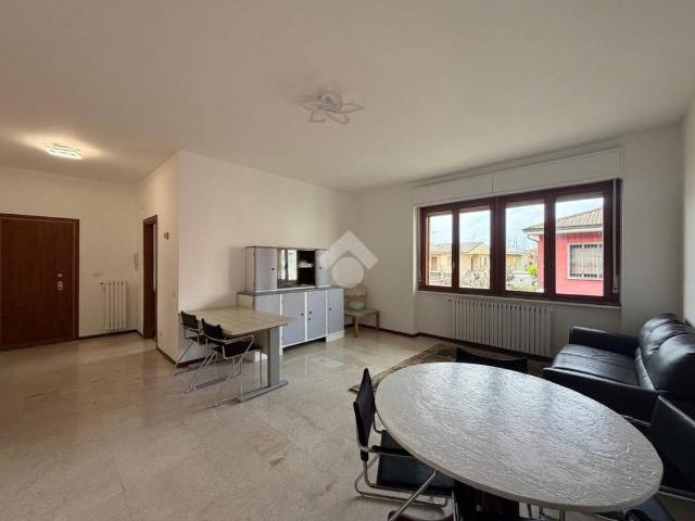 Appartamento in affitto a Mediglia, Lombardia