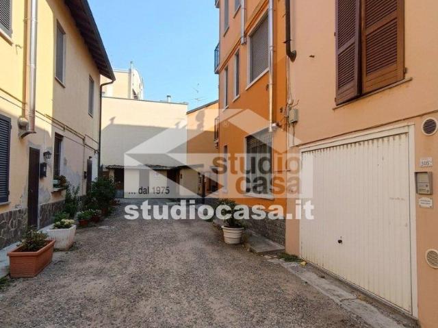 Appartamento in affitto a Melegnano, Lombardia