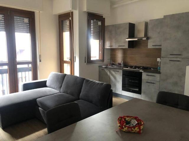 Appartamento in affitto a Melegnano, Milano