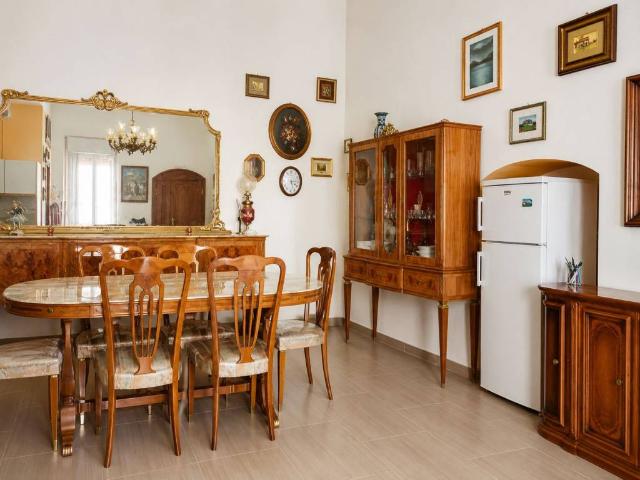 Appartamento in affitto a Miglionico, Basilicata