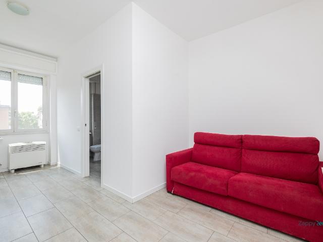 Appartamento in affitto a Municipio 4, Milano