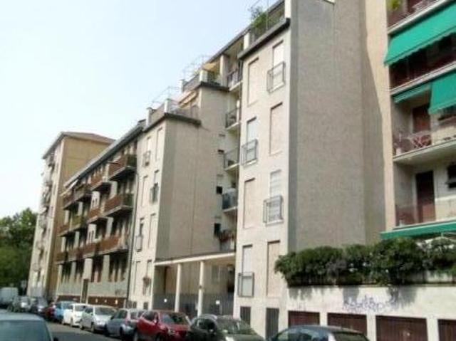 Appartamento in affitto a Municipio 7, Milano