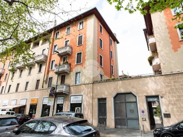 Appartamento in affitto a Municipio 8 di Milano, Milano
