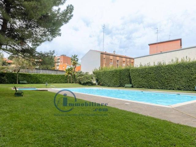 Appartamento in affitto a Municipio 6, Milano