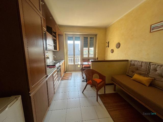 Appartamento in affitto a Municipio 4, Milano