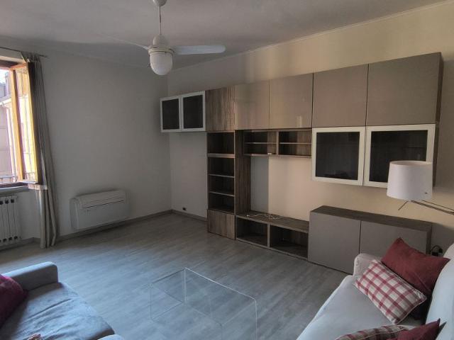 Appartamento in affitto a Municipio 7, Milano