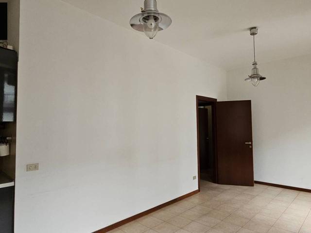 Appartamento in affitto a Municipio 7, Milano