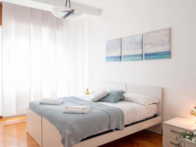 Appartamento in affitto a Municipio 9, Milano