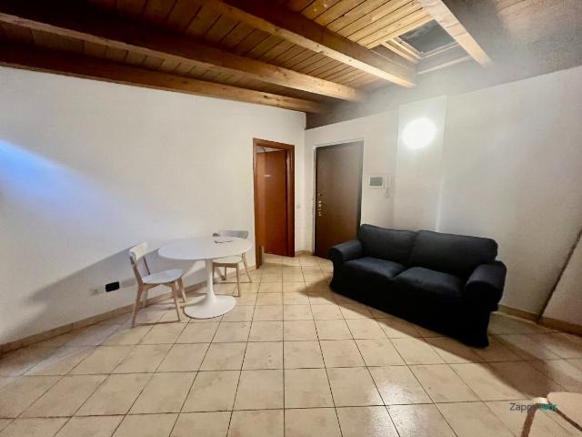 Appartamento in affitto a Municipio 9, Milano