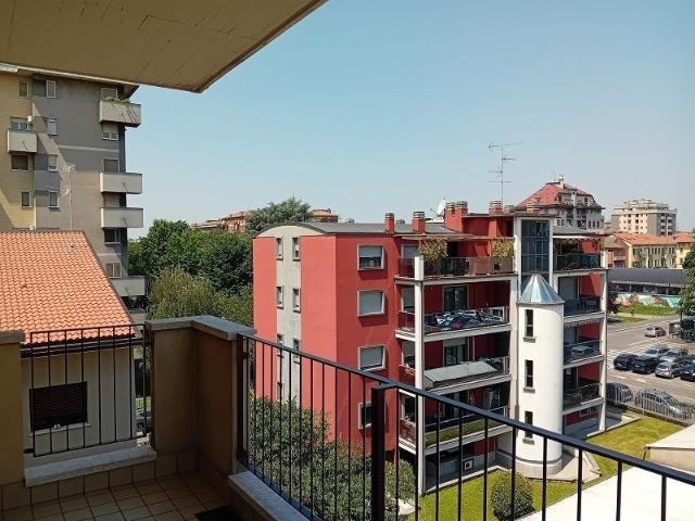 Monolocale in affitto a Municipio 9, Milano