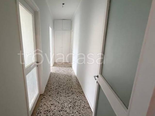 Appartamento in affitto a Municipio 9, Milano