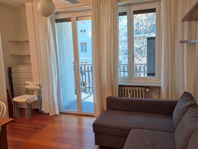 Appartamento in affitto a Municipio 4, Milano