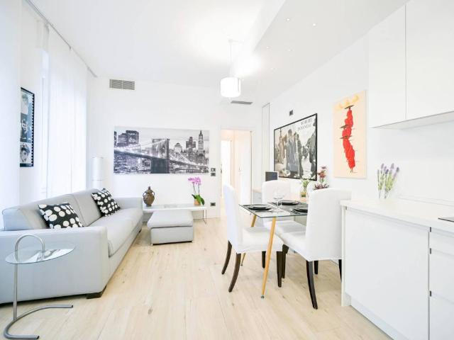 Appartamento in affitto a Municipio 1, Milano