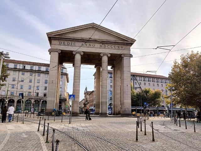 Appartamento in affitto a Ticinese, Milano