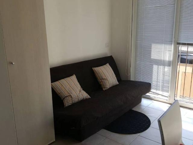 Appartamento in affitto a Ticinese, Milano