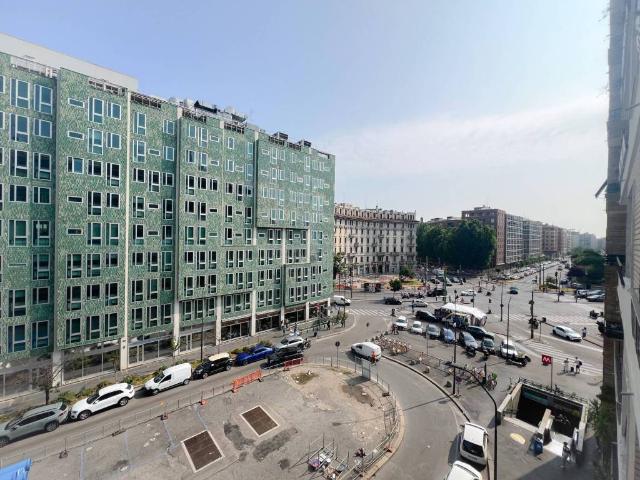 Appartamento in affitto a Municipio 2, Milano
