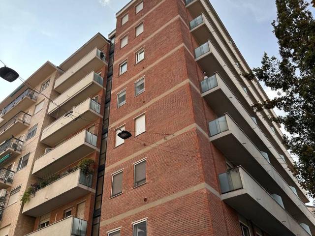 Appartamento in affitto a Municipio 5, Milano