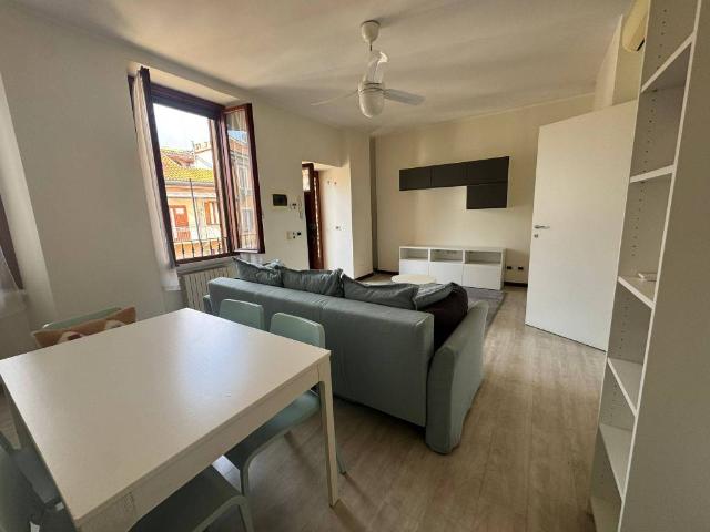 Appartamento in affitto a Municipio 7, Milano
