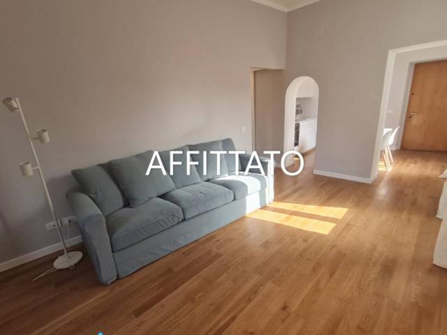 Appartamento in affitto a Centro storico, Milano