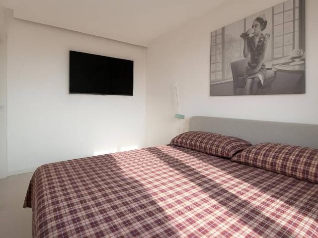 Appartamento in affitto a Centro storico, Milano