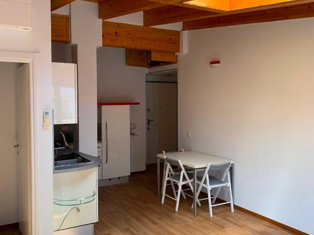 Appartamento in affitto a Municipio 3, Milano