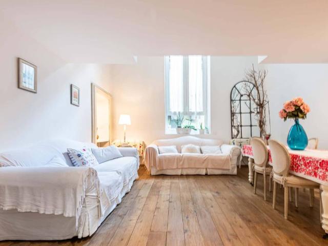 Appartamento in affitto a Centro storico, Milano