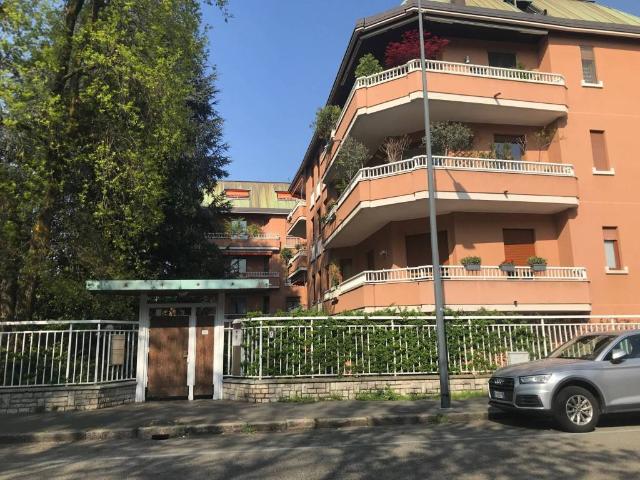 Appartamento in affitto a Municipio 2, Milano