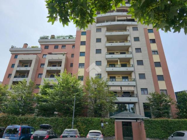 Appartamento in affitto a Municipio 6, Milano