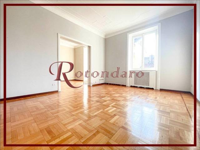 Appartamento in affitto a Centro storico, Milano