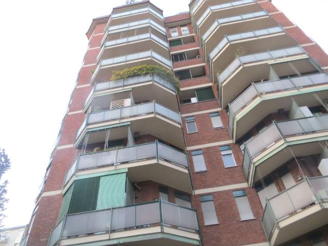 Appartamento in affitto a Municipio 6, Milano