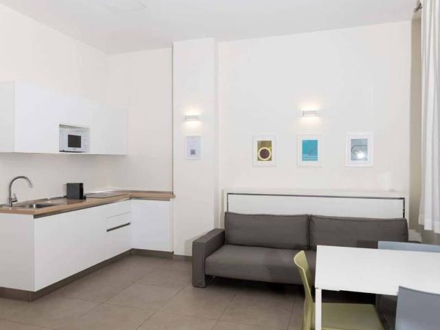 Appartamento in affitto a Municipio 4, Milano