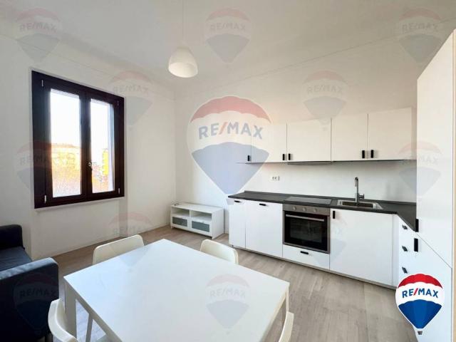 Appartamento in affitto a Municipio 9, Milano