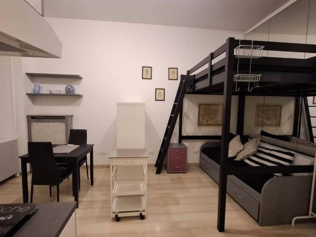 Appartamento in affitto a Duomo, Milano