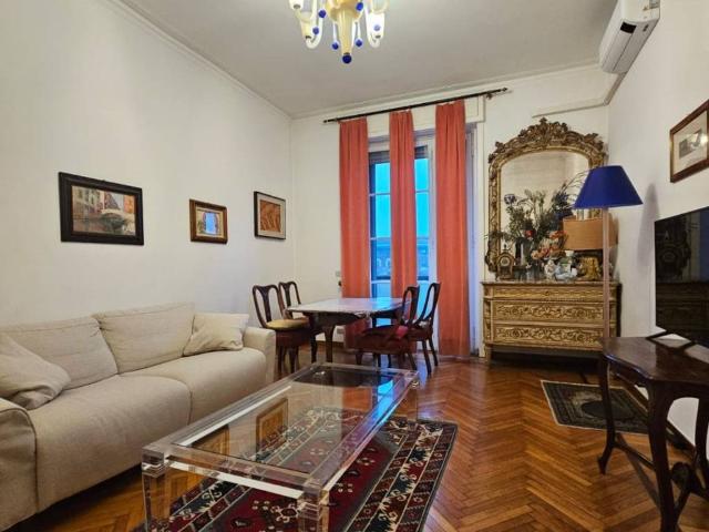 Appartamento in affitto a Centro storico, Milano