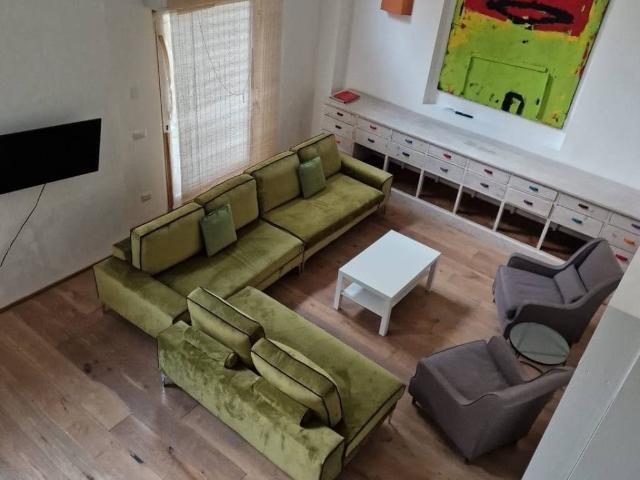 Appartamento in affitto a Municipio 9, Milano