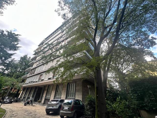 Appartamento in affitto a Centro storico, Milano