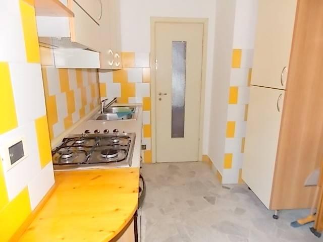 Appartamento in affitto a Municipio 7, Milano