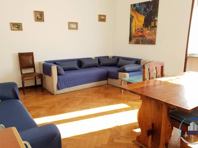 Appartamento in affitto a Municipio 6, Milano